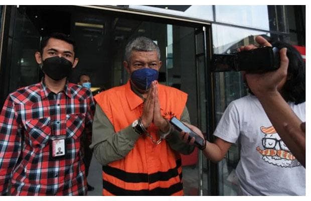 KPK Jebloskan Eks Wali Kota Yogya Haryadi Suyuti ke Lapas Sukamiskin KPK Jebloskan Eks Wali Kota Yogya Haryadi Suyuti ke Lapas Sukamiskin