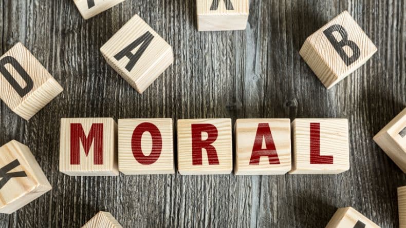 6 Contoh Akibat Pelanggaran Norma Kesopanan, Dikucilkan Sampai Dapat Sanksi Sosial 6 Contoh Akibat Pelanggaran Norma Kesopanan, Dikucilkan Sampai Dapat Sanksi Sosial