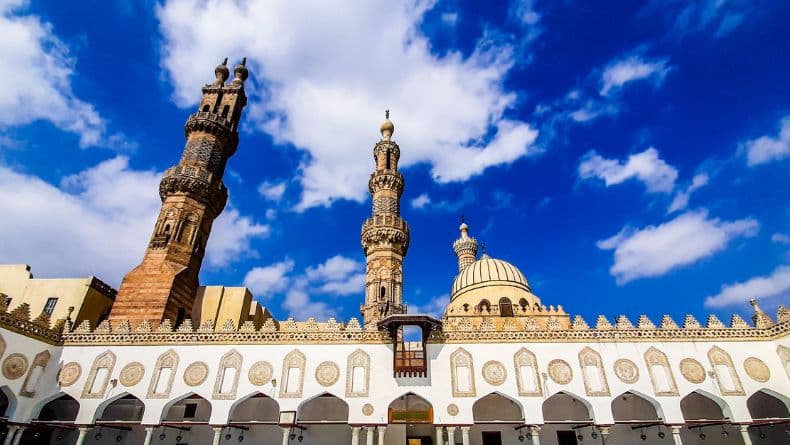 Arti Ya Fattah Ya Razzaq dan Manfaat Dzikirnya Arti Ya Fattah Ya Razzaq dan Manfaat Dzikirnya