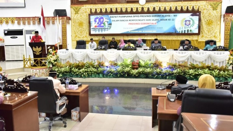 HUT Ke-22 Provinsi Gorontalo, Pj Gubernur Beberkan Keberhasilan Daerah di Paripurna DPRD HUT Ke-22 Provinsi Gorontalo, Pj Gubernur Beberkan Keberhasilan Daerah di Paripurna DPRD