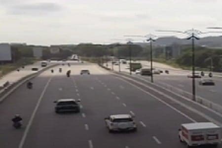 Melihat Kota Batam yang Tanpa Kabel Listrik Melihat Kota Batam yang Tanpa Kabel Listrik