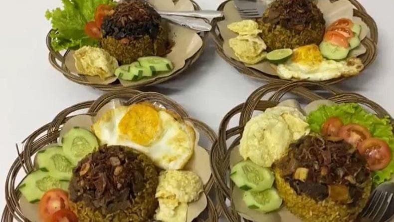 Nikmatnya Nasi Goreng Bumbu Timur Tengah Dipadu Resep Lokal di Banjarnegara Nikmatnya Nasi Goreng Bumbu Timur Tengah Dipadu Resep Lokal di Banjarnegara