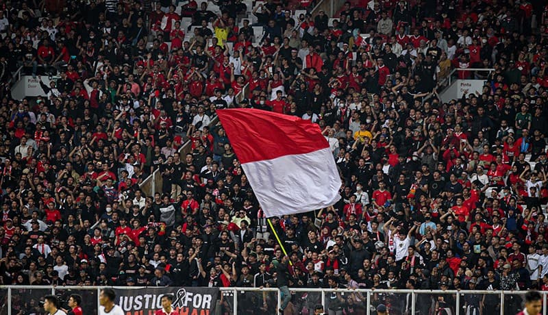 Oknum Suporter Lempari Bus Thailand di Piala AFF 2022, Apa Sanksi untuk Indonesia?