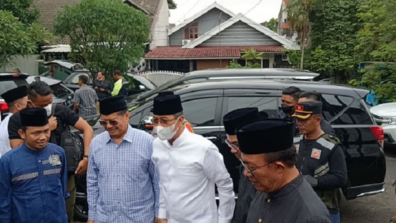 Kehilangan Sosok Budayawan Ridwan Saidi, Pj Gubernur DKI: Beliau Banyak Tahu Sejarah Betawi Kehilangan Sosok Budayawan Ridwan Saidi, Pj Gubernur DKI: Beliau Banyak Tahu Sejarah Betawi