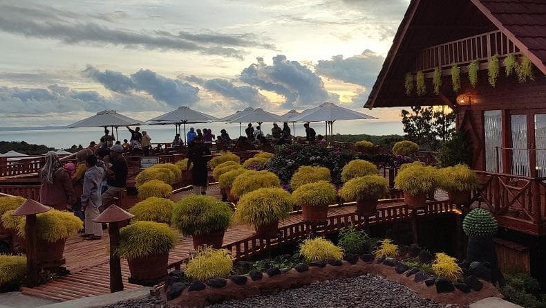 Bukit Durian Sagara Cikakak Sukabumi, Nikmati Ragam Varietas dengan Sensasi Beda Bukit Durian Sagara Cikakak Sukabumi, Nikmati Ragam Varietas dengan Sensasi Beda