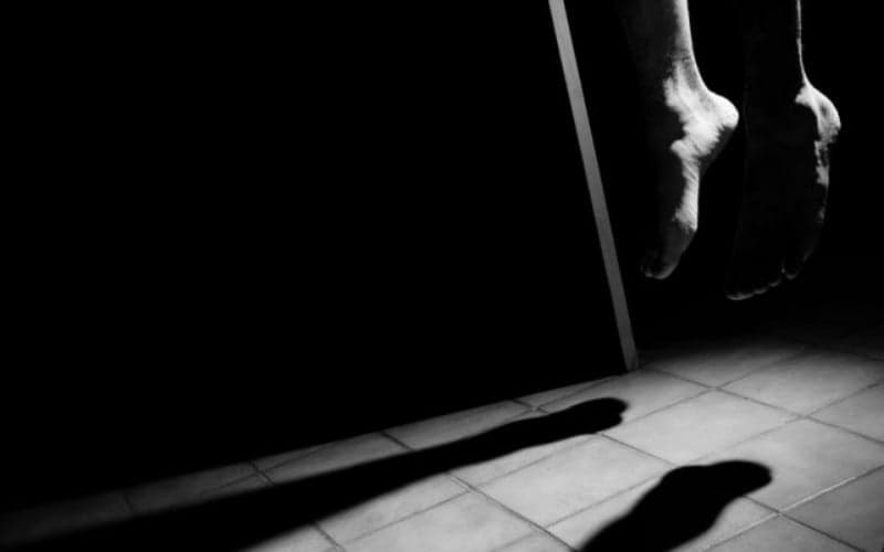 Gegara Hipertensi, Warga Tepus Gunungkidul Gantung Diri di Dapur Gegara Hipertensi, Warga Tepus Gunungkidul Gantung Diri di Dapur