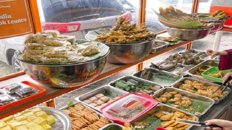 7 Makanan Khas Sunda yang Melegenda, Aman Tanpa Bahan Pengawet 7 Makanan Khas Sunda yang Melegenda, Aman Tanpa Bahan Pengawet