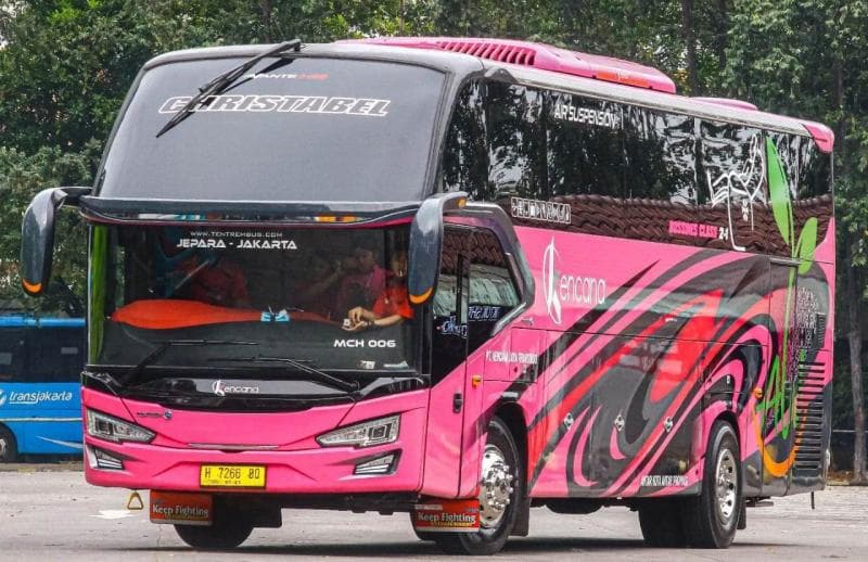 Sejarah PO Kencana, dari Hotel dan Travel Kini Layani Bus AKAP Mewah Lengkap dengan Pramugari Cantik Sejarah PO Kencana, dari Hotel dan Travel Kini Layani Bus AKAP Mewah Lengkap dengan Pramugari Cantik