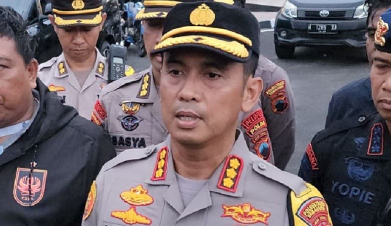 Kerusuhan Suporter PSIS, Kapolrestabes Semarang Sebut 7 Polisi Terluka Kerusuhan Suporter PSIS, Kapolrestabes Semarang Sebut 7 Polisi Terluka