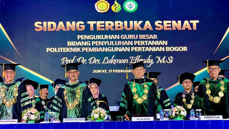 Mentan Berharap Polbangtan Lahirkan Banyak Profesor: Untuk Bangun Pertanian yang Kokoh Mentan Berharap Polbangtan Lahirkan Banyak Profesor: Untuk Bangun Pertanian yang Kokoh