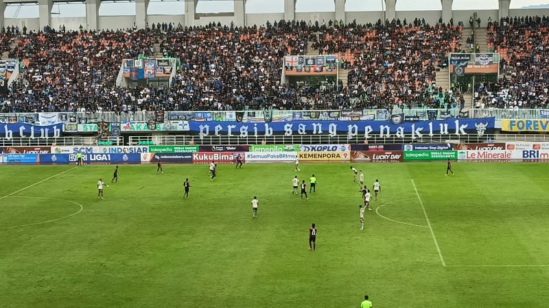 Panpel Persib Jual 29.000 Tiket Laga Persib vs Persikabo di Stadion GBLA Bandung Panpel Persib Jual 29.000 Tiket Laga Persib vs Persikabo di Stadion GBLA Bandung