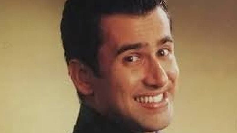 9 Artis Ganteng Idola 90-an, Nomor 8 Betah Melajang di Usia 42 Tahun 9 Artis Ganteng Idola 90-an, Nomor 8 Betah Melajang di Usia 42 Tahun