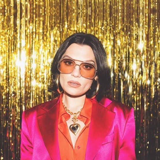 Lirik Lagu Price Tag-Jessie J dan Terjemahan, Cocok Dinyanyikan saat Karaoke Bersama Teman Lirik Lagu Price Tag-Jessie J dan Terjemahan, Cocok Dinyanyikan saat Karaoke Bersama Teman