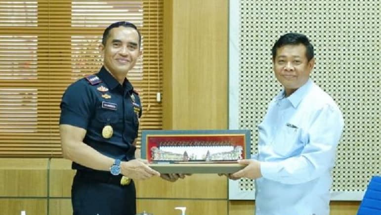 Unggahan Pamer Kemewahan Eko Darmanto Tak Cerminkan Semua Pegawai Bea Cukai Yogyakarta Unggahan Pamer Kemewahan Eko Darmanto Tak Cerminkan Semua Pegawai Bea Cukai Yogyakarta