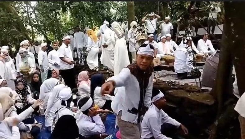 Masyarakat Adat Jalawastu Brebes Gelar Ritual Ngasa, Ini Pantangan yang Tak Boleh Dilanggar Masyarakat Adat Jalawastu Brebes Gelar Ritual Ngasa, Ini Pantangan yang Tak Boleh Dilanggar