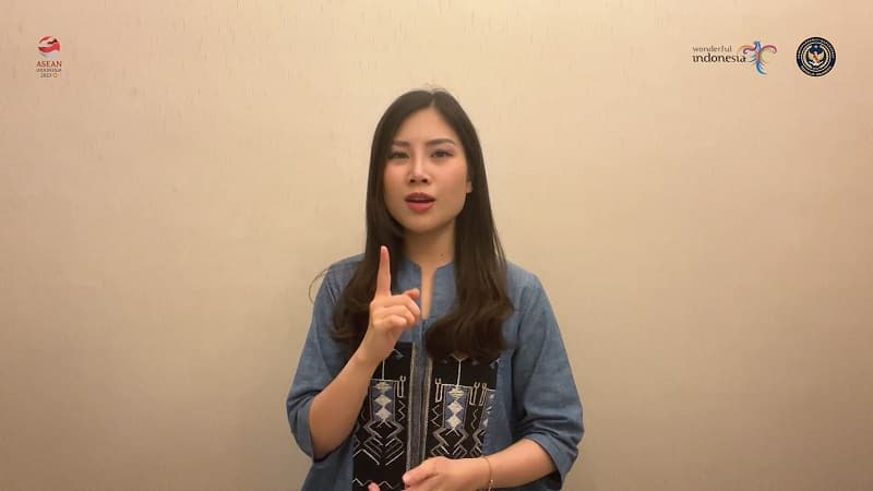 Wamenparekraf Angela Sebut Ekonomi Digital RI Diprediksi Tumbuh hingga 330 Miliar Dolar AS di 2030 Wamenparekraf Angela Sebut Ekonomi Digital RI Diprediksi Tumbuh hingga 330 Miliar Dolar AS di 2030