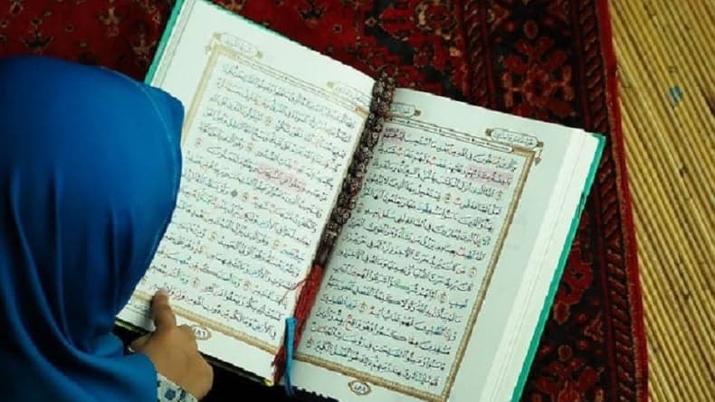 Surah Al Baqarah Ayat 183: Arab, Latin Beserta Artinya tentang Perintah Puasa Surah Al Baqarah Ayat 183: Arab, Latin Beserta Artinya tentang Perintah Puasa