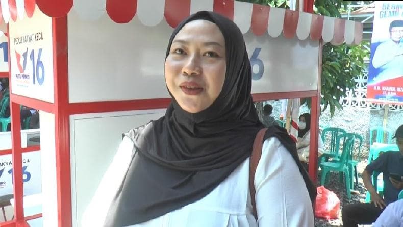 Cerita Pedagang Mi Ayam di NTB Dapat Gerobak Perindo, Sangat Bantu Berjualan Cerita Pedagang Mi Ayam di NTB Dapat Gerobak Perindo, Sangat Bantu Berjualan