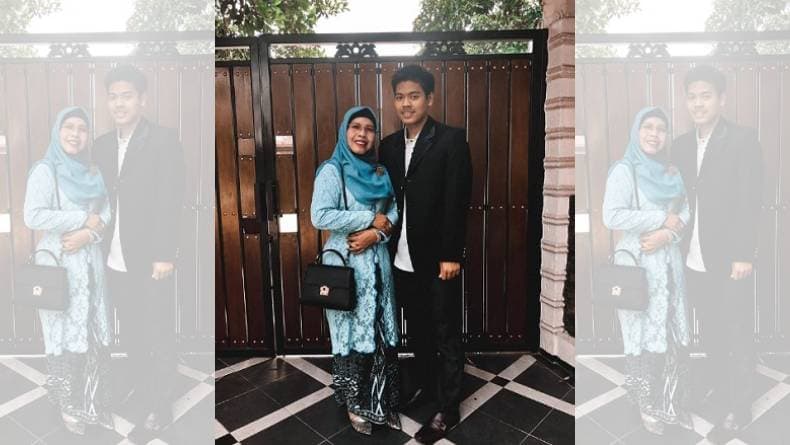 Foto Syabda Perkasa Belawa dan Ibunda di Instagram Dibanjiri Duka Netizen: Gak Nyangka Banget Foto Syabda Perkasa Belawa dan Ibunda di Instagram Dibanjiri Duka Netizen: Gak Nyangka Banget