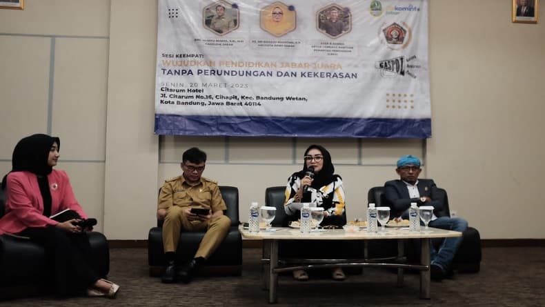 Disdik Jabar Terima Banyak Aduan Siswa SMA dan SMK Jadi Korban Perundungan Disdik Jabar Terima Banyak Aduan Siswa SMA dan SMK Jadi Korban Perundungan