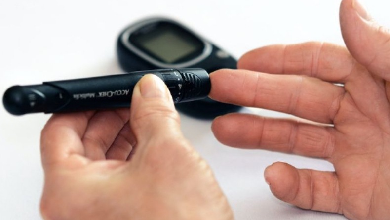 Pakar Sarankan Penyandang Diabetes Pastikan Gula Darah Aman saat Puasa