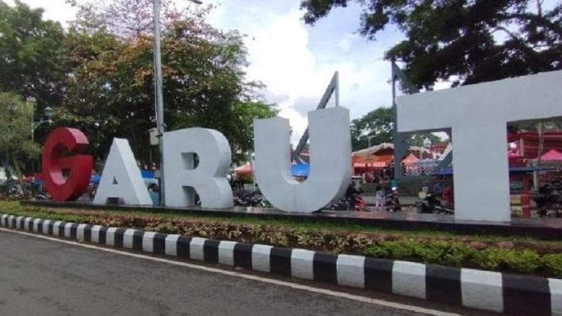 7 Tempat Healing di Garut, Nomor 5 Sambil Menelusuri Jejak Leluhur 7 Tempat Healing di Garut, Nomor 5 Sambil Menelusuri Jejak Leluhur