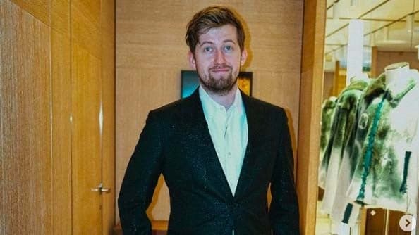 Lirik Lagu Not You-Alan Walker dan Terjemahan, Tentang Cinta Bertepuk Sebelah Tangan Lirik Lagu Not You-Alan Walker dan Terjemahan, Tentang Cinta Bertepuk Sebelah Tangan