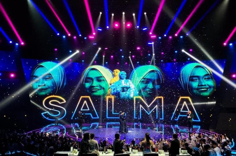 Selamat! Salma Jadi Juara Indonesian Idol XII, Tak Kuasa Tahan Tangis hingga Peluk Nabila Selamat! Salma Jadi Juara Indonesian Idol XII, Tak Kuasa Tahan Tangis hingga Peluk Nabila