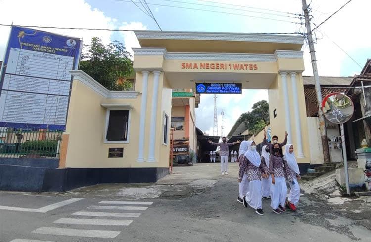 10 SMA Terbaik di Kulon Progo, Didominasi Sekolah Negeri Hanya 1 Swasta 10 SMA Terbaik di Kulon Progo, Didominasi Sekolah Negeri Hanya 1 Swasta