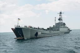 Rusia Hancurkan Kapal Perang Terakhir Milik Ukraina