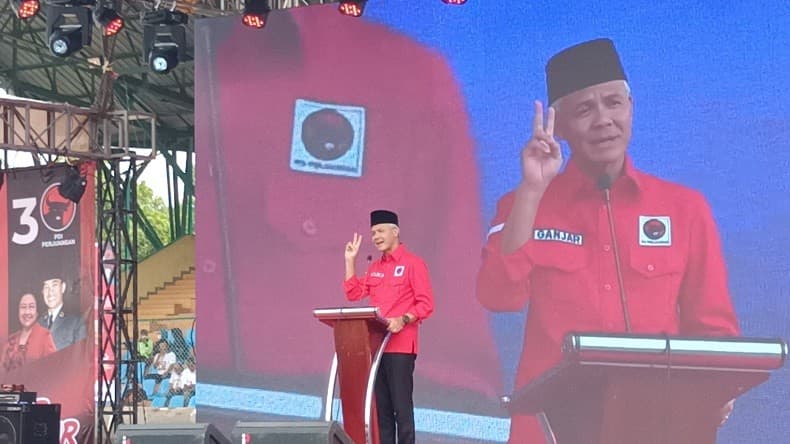 Bertemu Relawan di Cirebon, Ganjar Pranowo Berterima Kasih kepada  Megawati