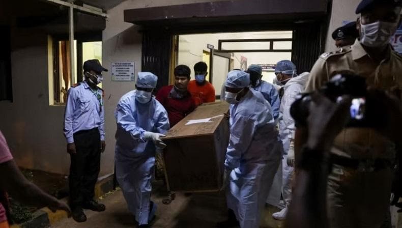 Kisah Haru Warga Muslim India Cari Keponakan yang Tewas dalam Kecelakaan Kereta Kisah Haru Warga Muslim India Cari Keponakan yang Tewas dalam Kecelakaan Kereta