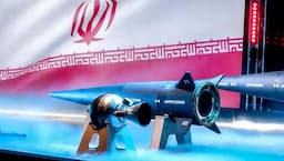 Iran Luncurkan Rudal Balistik Hipersonik, AS Jatuhkan Sanksi