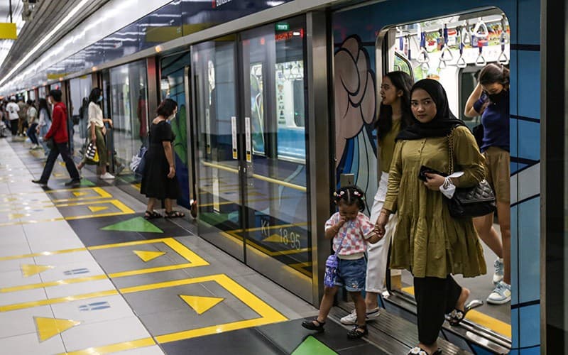Jangan Lupa! Tarif Promo MRT Jakarta Cuma Rp243 Berlaku Terakhir Hari Ini