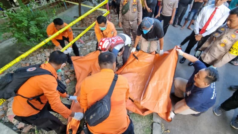 Potongan Tubuh di Ken Park Surabaya Punya Ciri Sama dengan Korban Mutilasi Sidoarjo Potongan Tubuh di Ken Park Surabaya Punya Ciri Sama dengan Korban Mutilasi Sidoarjo