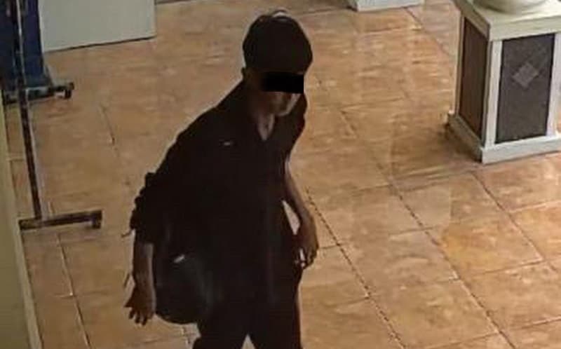 Geger Kotak Amal Musala di Tapos Depok Dikuras Maling, Hanya Tersisa Uang Logam Geger Kotak Amal Musala di Tapos Depok Dikuras Maling, Hanya Tersisa Uang Logam