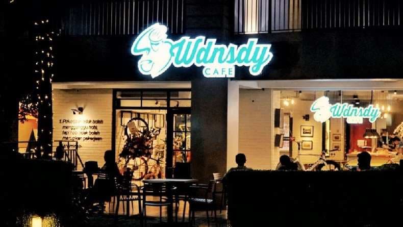 5 Tempat Nongkrong di Surabaya Murah Meriah 24 Jam, Mana yang Pernah Kamu Kunjungi? 5 Tempat Nongkrong di Surabaya Murah Meriah 24 Jam, Mana yang Pernah Kamu Kunjungi?