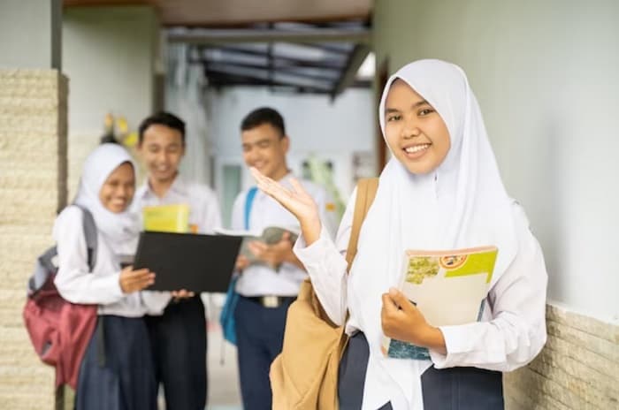 Contoh Sambutan Wali Kelas 10 saat Pembagian Raport, Penuh Motivasi dan Nasihat Singkat Contoh Sambutan Wali Kelas 10 saat Pembagian Raport, Penuh Motivasi dan Nasihat Singkat