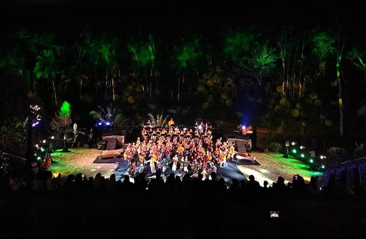 Peringati Hari Musik Dunia, Yogyakarta Royal Orchestra Mainkan Lagu Anak-Anak di Nglanggeran Peringati Hari Musik Dunia, Yogyakarta Royal Orchestra Mainkan Lagu Anak-Anak di Nglanggeran