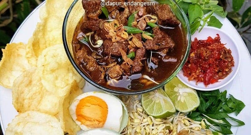 Resep Rawon Daging Sapi Khas Jawa Timur, Cara Buatnya Ternyata Mudah! Resep Rawon Daging Sapi Khas Jawa Timur, Cara Buatnya Ternyata Mudah!
