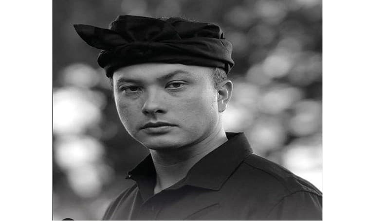 Bikin Heboh Nicholas Saputra Menyuapi Seorang Perempuan di PRJ, Ada Apa? Bikin Heboh Nicholas Saputra Menyuapi Seorang Perempuan di PRJ, Ada Apa?