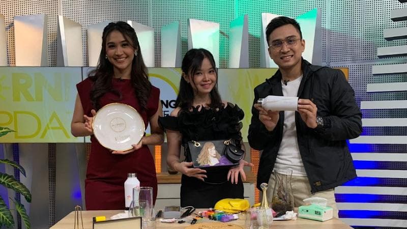 Punya Bakat Menggambar dan Menulis Indah? Yuk Coba Kembangkan di Bisnis ini Punya Bakat Menggambar dan Menulis Indah? Yuk Coba Kembangkan di Bisnis ini