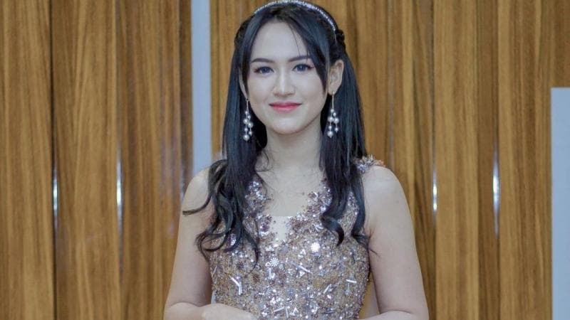 Viral Video Happy Asmara Nangis di Atas Panggung, Gegara Denny Caknan Nikah? Viral Video Happy Asmara Nangis di Atas Panggung, Gegara Denny Caknan Nikah?