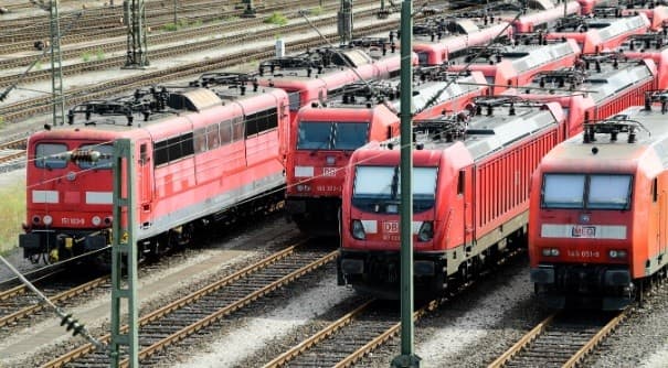 Kenapa Kereta Api Tidak Bisa Berhenti Mendadak? Ini Penjelasannya Kenapa Kereta Api Tidak Bisa Berhenti Mendadak? Ini Penjelasannya