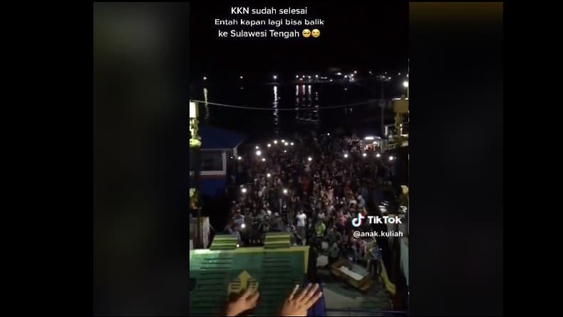 Viral Warga Satu Kampung Antar Mahasiswa KKN Pulang, Suara Teriakan Bikin Haru Viral Warga Satu Kampung Antar Mahasiswa KKN Pulang, Suara Teriakan Bikin Haru