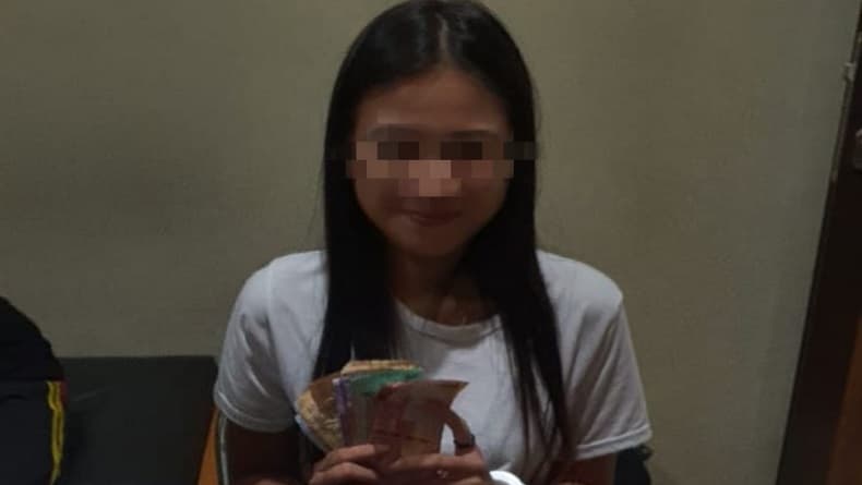 Janda Muda Cantik Jadi Bandar Obat Keras Ilegal di Sukabumi, Barang Dikirim Orang Tua Janda Muda Cantik Jadi Bandar Obat Keras Ilegal di Sukabumi, Barang Dikirim Orang Tua