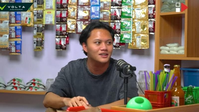 Kisah Masa Kecil Rizky Febian, Pernah Divonis Bidan Umurnya Tak Sampai Setahun Kisah Masa Kecil Rizky Febian, Pernah Divonis Bidan Umurnya Tak Sampai Setahun