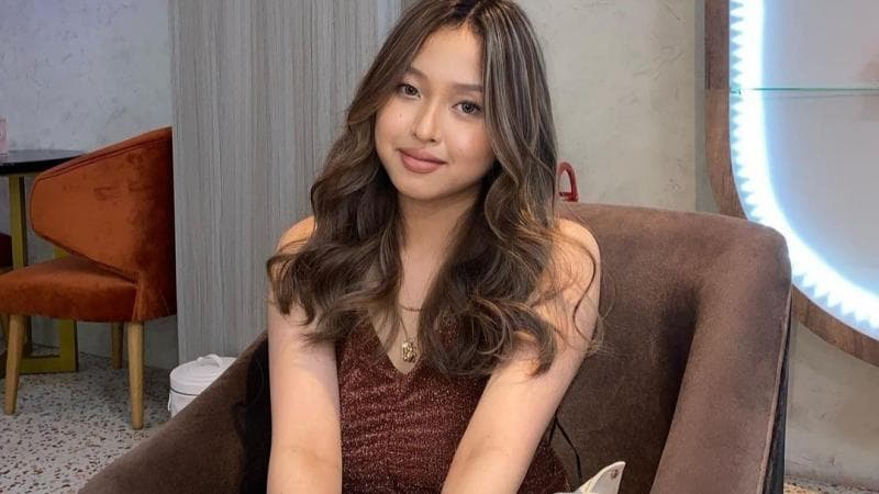 Profil dan Biodata Michelle Ashley Rezya, Putri Pinkan Mambo Berusia 17 Tahun hanya Lulusan SD Profil dan Biodata Michelle Ashley Rezya, Putri Pinkan Mambo Berusia 17 Tahun hanya Lulusan SD