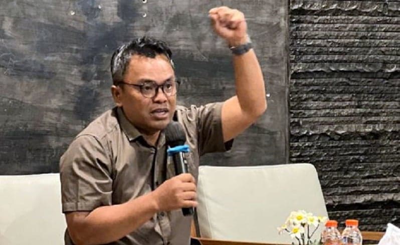 Profil dan Biodata Gus Islah Bahrawi, Tokoh NU Madura Pernah Menggelandang di Amerika Profil dan Biodata Gus Islah Bahrawi, Tokoh NU Madura Pernah Menggelandang di Amerika