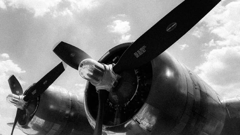 8 Kecelakaan Pesawat Paling Mengerikan di Dunia, Nomor 4 Terbang Secara Ilegal 8 Kecelakaan Pesawat Paling Mengerikan di Dunia, Nomor 4 Terbang Secara Ilegal